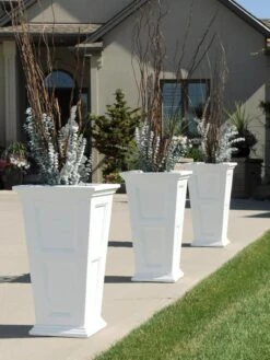Fairfield Self-Watering Tall Patio Planters, 28” -Garden Care 39 342 106V tif