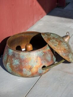 Acorn Hose Pot -Garden Care 3 4 crop 8613361 0051