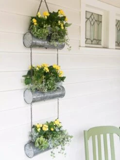 Galvanized Hanging Triple Planter 11 Galvanized Hanging Triple Planter -Garden Care 8595213 1108 tif