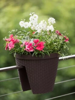 Weave Round Railing Planter, 11" -Garden Care 8598370 8584 tif