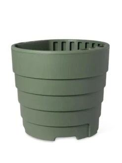 Gardener’s Victory Self-Watering Patio Planter -Garden Care 8610236 9913 tif