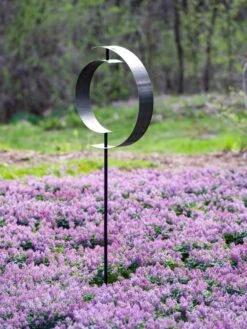 Corten Circle Garden Sculpture -Garden Care 8611061 0617 tif
