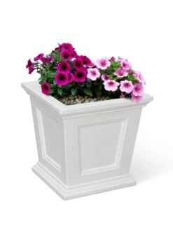 Fairfield Self-Watering Square Planter, 16” X 16” 21 Fairfield Self-Watering Square Planter, 16” X 16” -Garden Care 8611695 16V tif