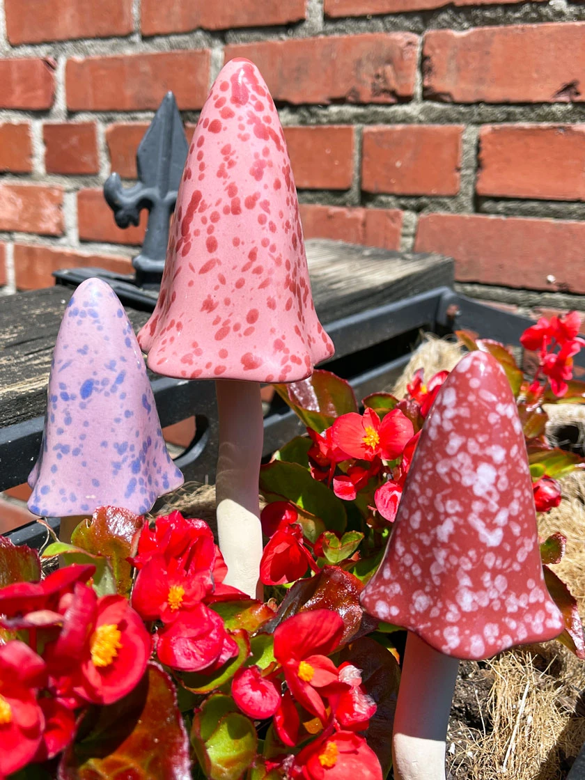 Potting Shed Tinkling Toadstool Sculptures, Set Of 3 4 Potting Shed Tinkling Toadstool Sculptures, Set Of 3 - Image 2