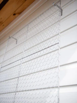 Chicken Wire Wall Trellis -Garden Care 8612717 0108