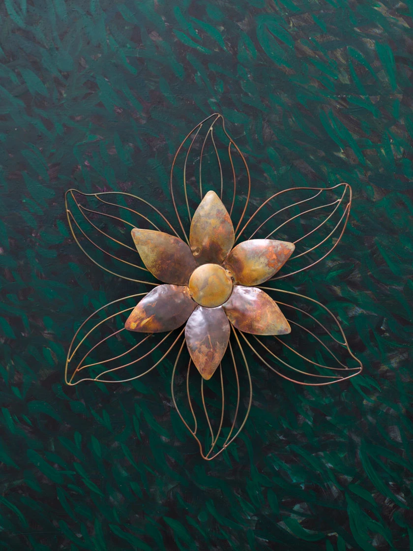 Open Petal Flower Wall Décor 3 Open Petal Flower Wall Décor